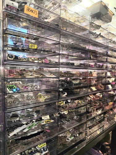 THE LUXE NK GLAM CLEAR ACRYLIC JEWELRY / CHARM CASE DISPLAY-CHARMCASE