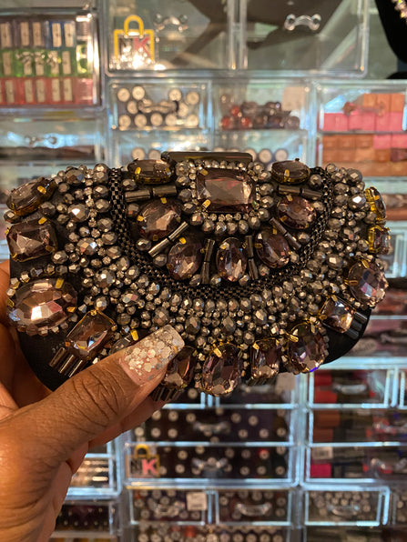 THE LUXE NK GLAM ACCESSORIES & BELT COLLECTION- OVAL SHAPED FORMAL RHINESTONE CLUTCH BAG - MMA1006