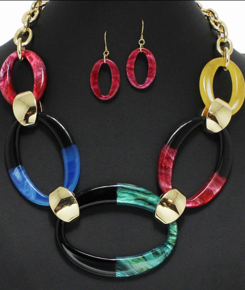 THE LUXE NK GLAM GIRL GEOMETRIC ACETATE NECKLACE-VOLUME 6