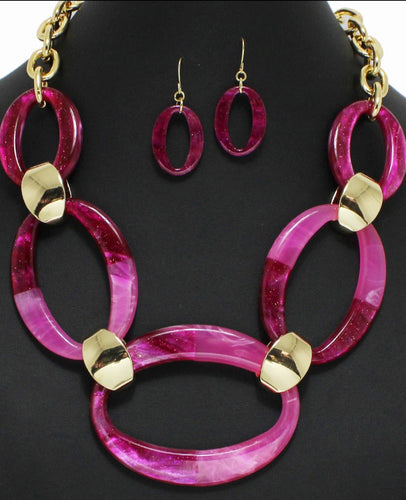 THE LUXE NK GLAM GIRL GEOMETRIC ACETATE NECKLACE-VOLUME 6