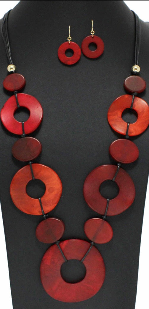 THE LUXE NK GLAM GIRL CLASSIC GEOMETRIC MATTE ACRYLIC LONG NECKLACES-YNE4905