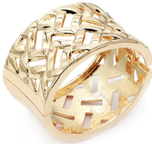 THE LUXE NK GLAM GIRL LUXURY JEWELRY COLLECTION - SIMPLE BUT ELEGANT METAL CUFF /BANGLE /BRACELETS - BG5336