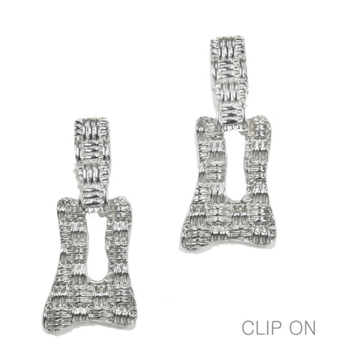 THE LUXE NK GLAM GIRL LUXURY JEWELRY COLLECTION - SILVER & GOLD CROSS OVER CLIP ON EARRINGS - E33835