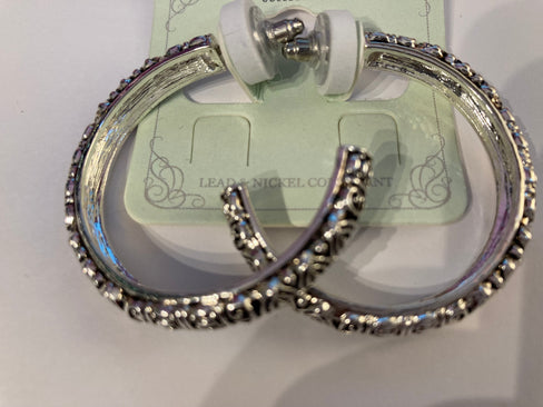 THE LUXE NK GLAM GIRL LUXURY COLLECTION - SILVER/GOLD CZ RHINESTONE HUGS HOOP EARRINGS - ER8357