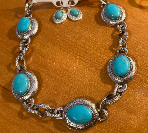 THE LUXE NK GLAM FLY WESTERN GIRL NECKLACES - VOLUME 1