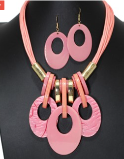 THE LUXE NK GLAM GIRL CLASSIC GEOMETRIC NECKLACE-YNE4900