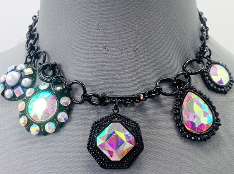 THE LUXE GLAM GIRL LUXURY FASHION JEWELRY - METALLIC METAL COLLECTION - VOLUME 1