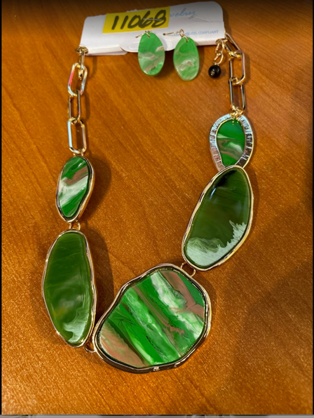 THE LUXE NK GLAM GIRL LUXURY JEWELRY COLLECTION - NIKOLE'S CUSTOM PRETTY PIECES - VOLUME 2