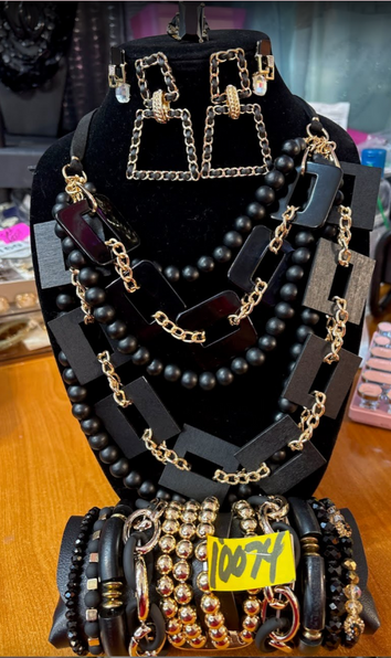 THE LUXE NK GLAM GIRL LUXURY JEWELRY COLLECTION - NECKLACE SET VOLUME 4