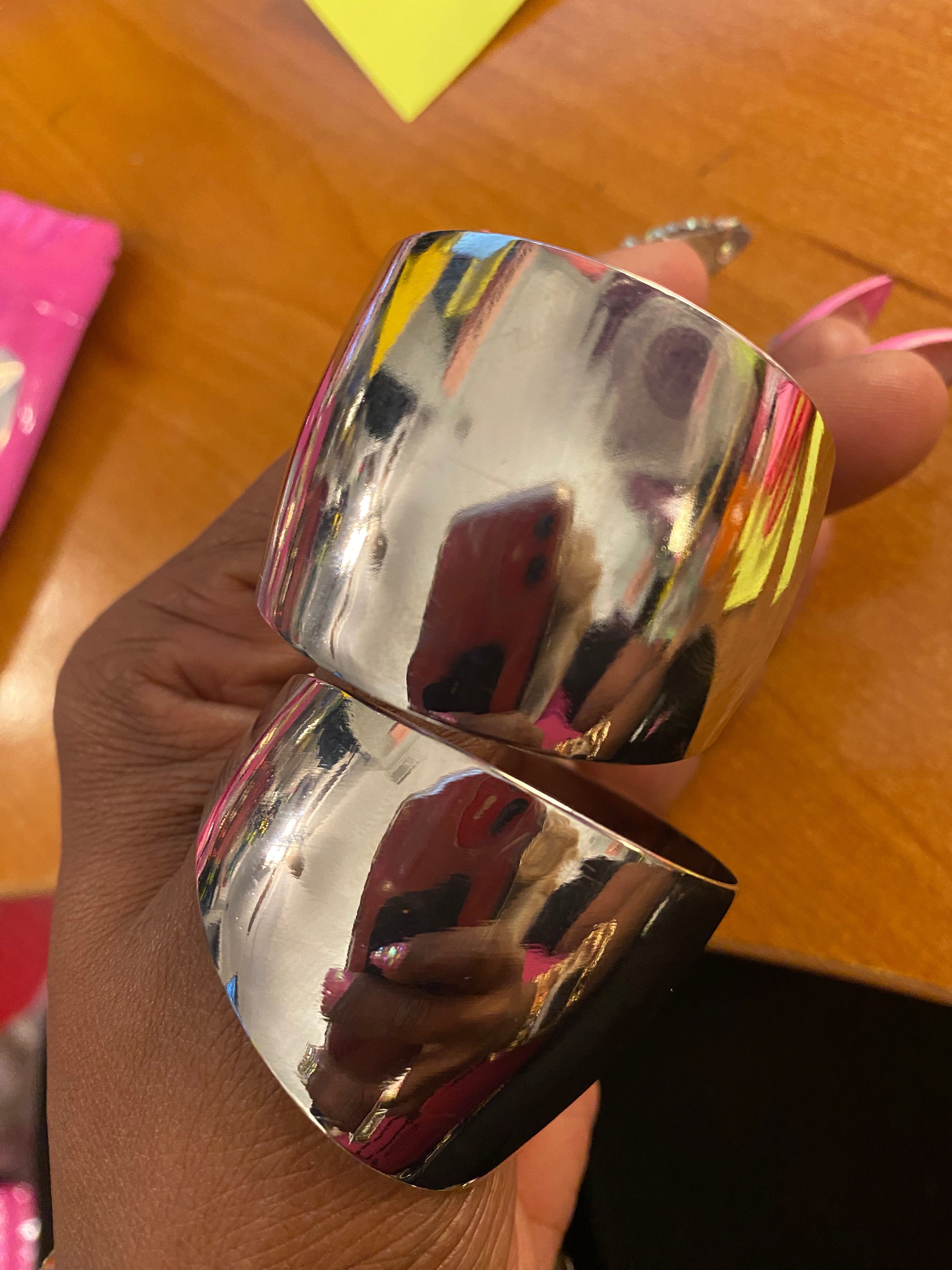 THE LUXE NK GLAM GIRL LUXURY JEWELRY COLLECTION - WIDE SOLID HOOPS - KE7237