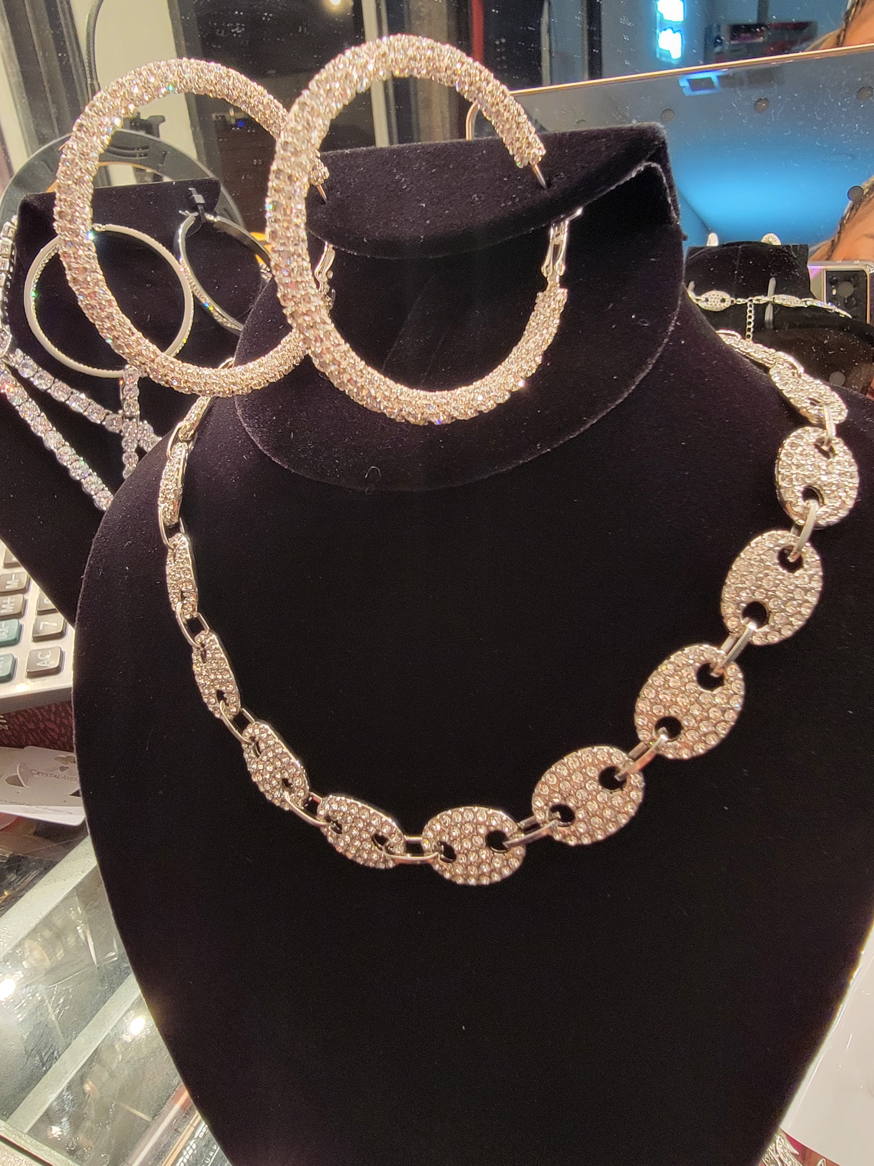 THE LUXE NK GLAM RHINESTONE LINK HOOP SET - J500