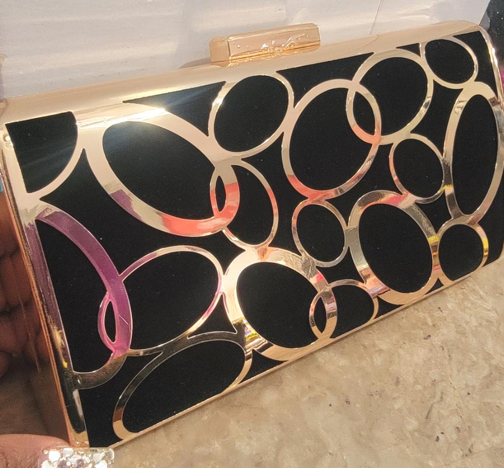 THE LUXE NK GLAM GIRL ACCESSORIES & BELT COLLECTION - GLAM GIRL BLACK & GOLD CLUTCH BAG - MMA1056