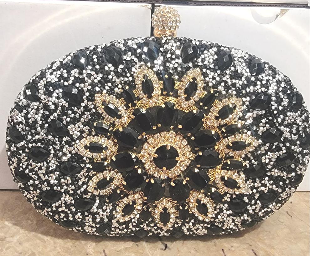 THE LUXE NK GLAM GIRL BELTS & ACCESSORY COLLECTION - GLAMOUR GIRL RHINESTONE EVENING CLUTCH - MMA1077