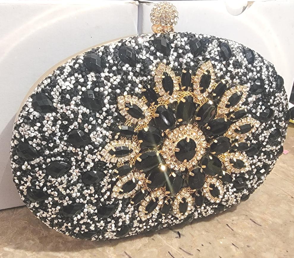 THE LUXE NK GLAM GIRL BELTS & ACCESSORY COLLECTION - GLAMOUR GIRL RHINESTONE EVENING CLUTCH - MMA1077