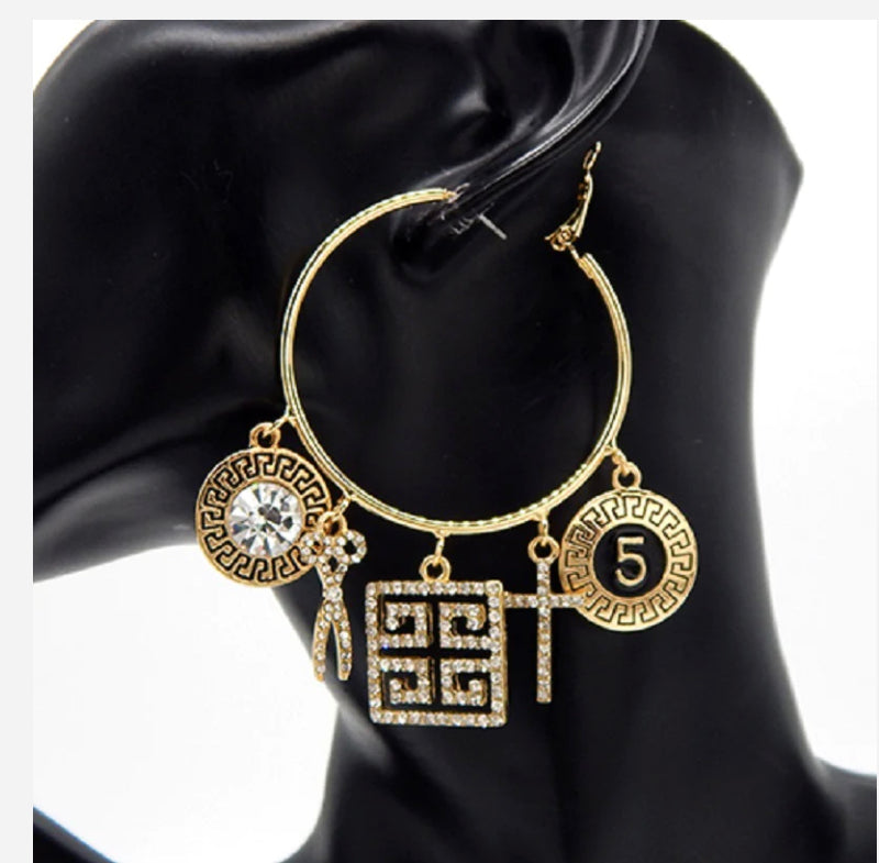 THE LUXE NK GLAM GIRL ACCESSORIES & BELT COLLECTION - GREEK HOOP DANGLE EARRINGS - YE3397