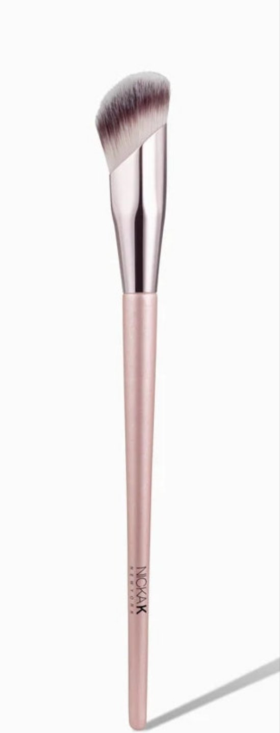THE LUXE NK GLAM FLY GIRL BEAUTY COLLECTION - ANGLED CONCEALER BRUSH - TBPK25