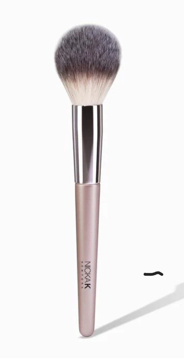 THE LUXE NK GLAM FLY GIRL BEAUTY COLLECTION - BLUSH BRUSH