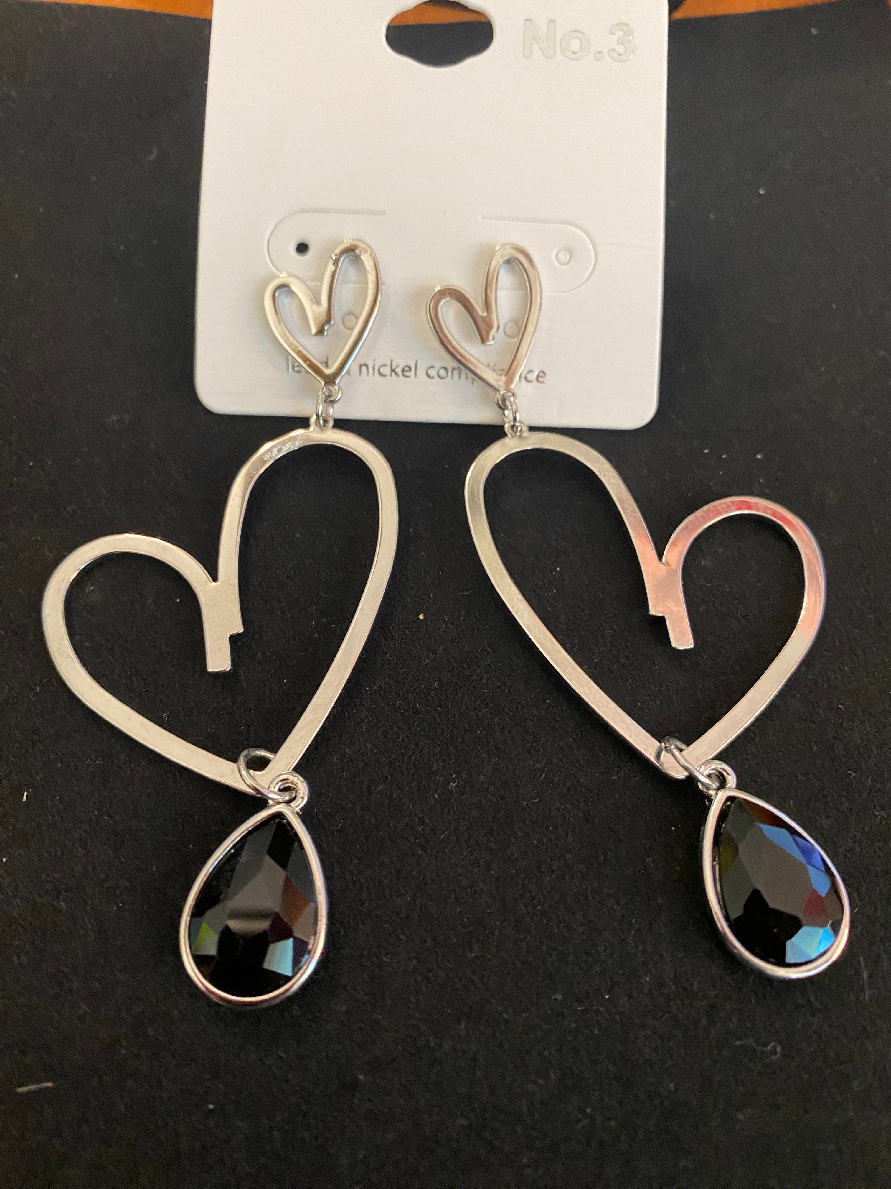 THE LUXE NK GLAM GIRL ACCESSORY & BELT COLLECTION - DOUBLE HEART RHINESTONE EARRINGS  - VE3327