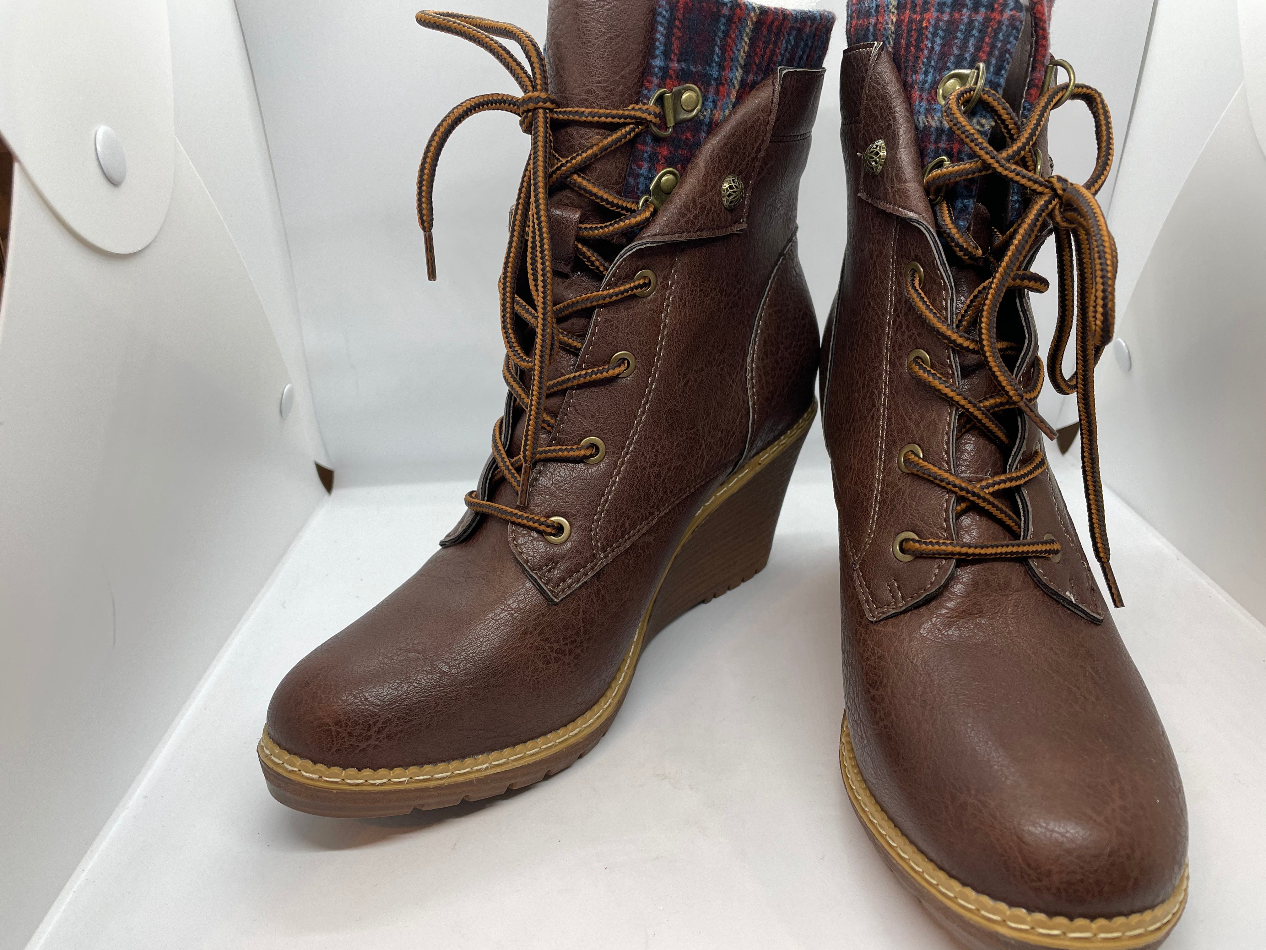 The LUXE NK WEDGE HEEL BOOTS-NKF28