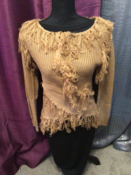 THE LUXE CLASSIC NK DISTRESSED LONG SLEEVES SWEATER-