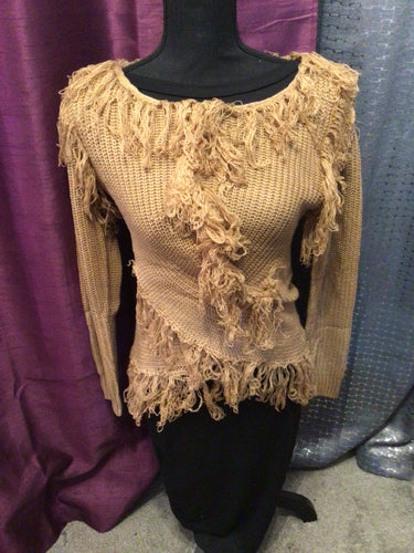 THE LUXE CLASSIC NK DISTRESSED LONG SLEEVES SWEATER-
