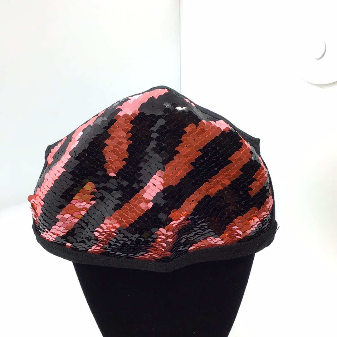 THE LUXE CLASSIC NK GLAM PINK AND BLACK SEQUENT ZEBRA MASK- M6