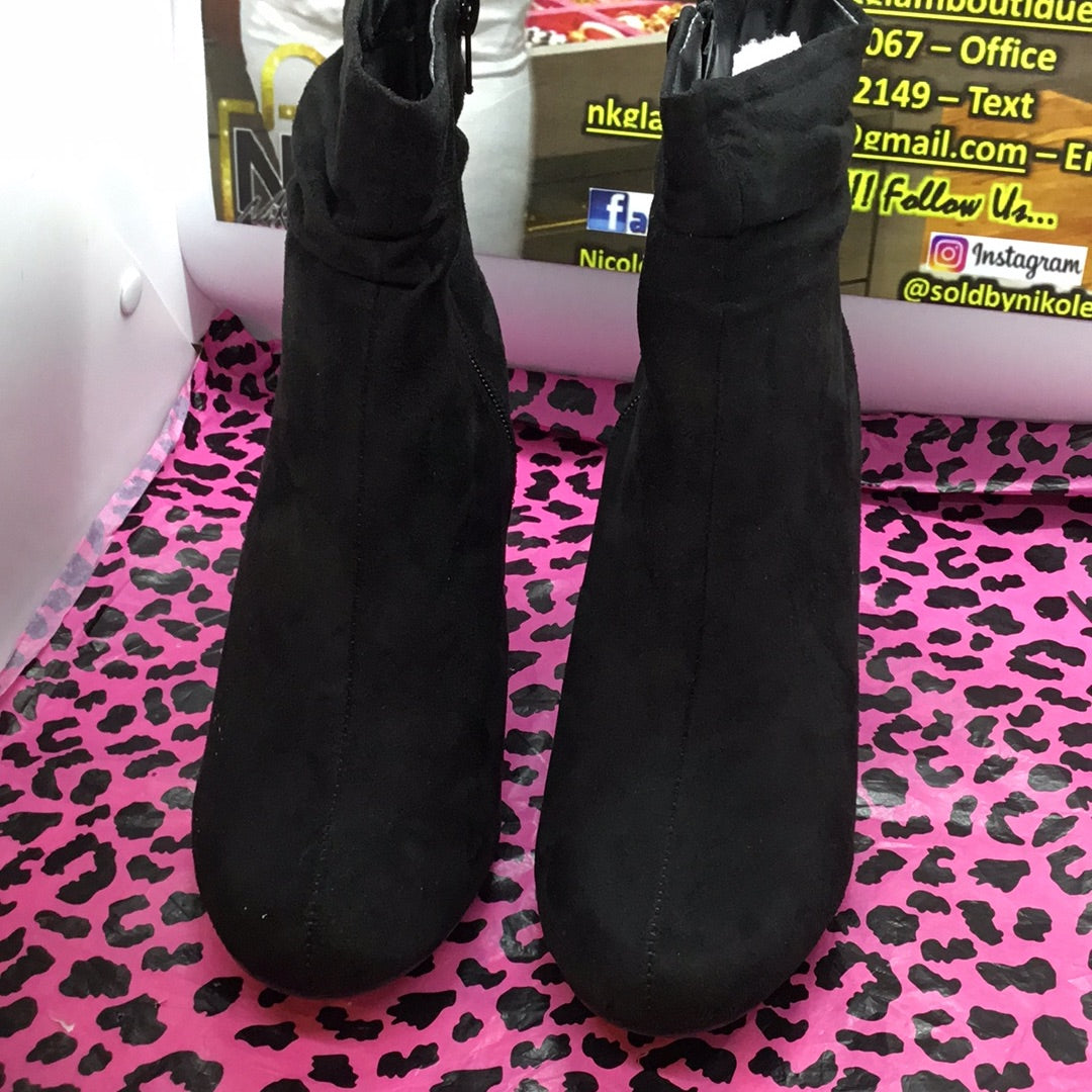 THE LUXE CLASSIC NK SUEDE BOOTIES - NKF191