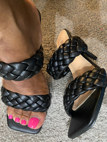 THE LUXE CLASSIC QUILTED HEELS - NKF145