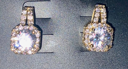THE LUXE NK GLAM GIRL LUXURY JEWWLRY COLLECTION - CZ RHINESTONE EIFFEL TOWER STUD EARRINGS