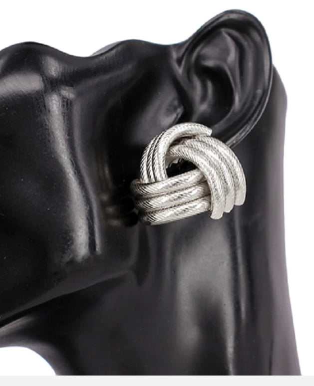 THE LUXE NK GLAM GIRL LUXURY JEWELRY COLLECTION - ROPE STYLE KNOTTED STUD EARRINGS - KE5177